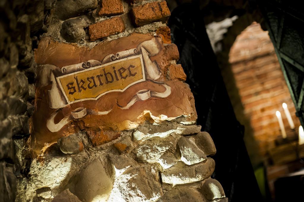 קאוטי Noclegi Restauracja Piwnica Rycerska מראה חיצוני תמונה